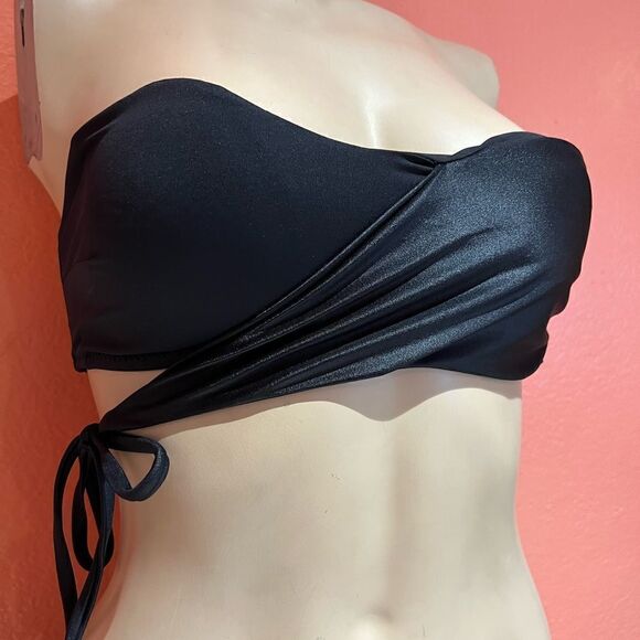 BEACH BUNNY CHANEL WRAP BRALETTE!! - Picture 6 of 11